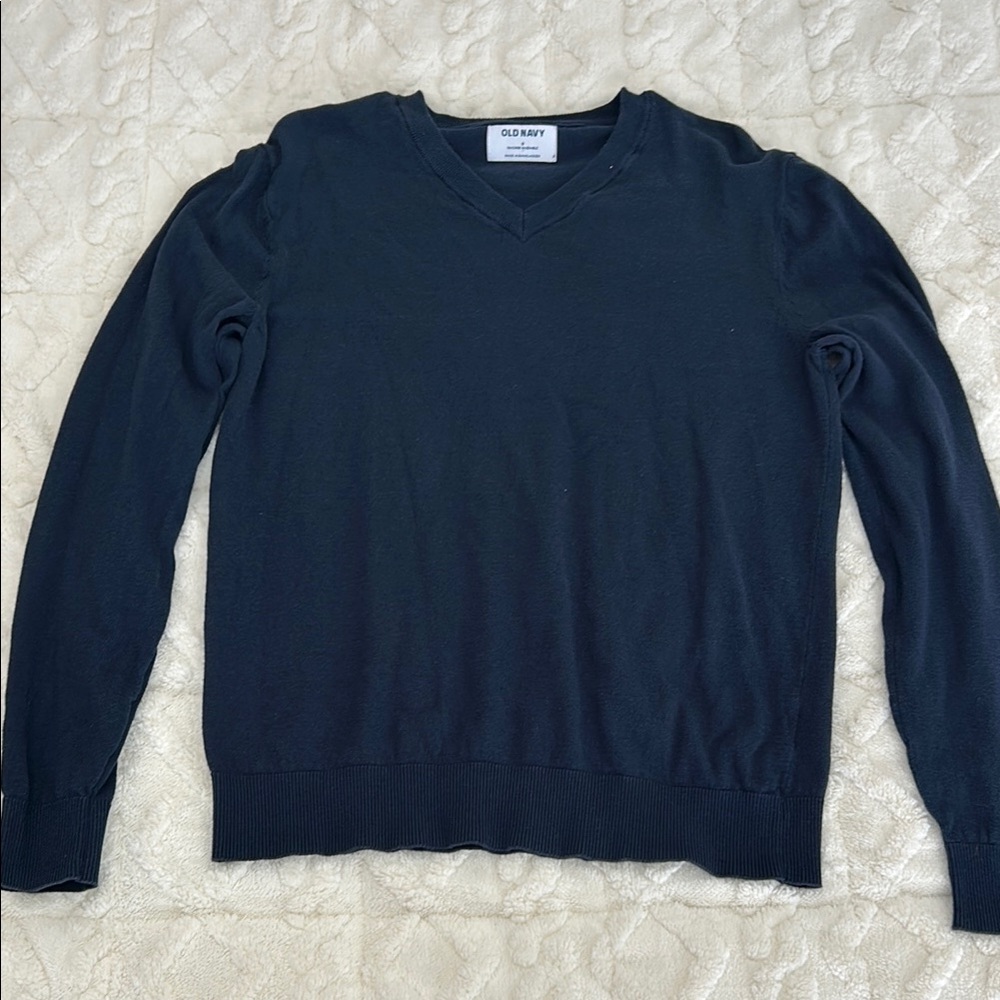 Old Navy Black V-Neck Sweater
